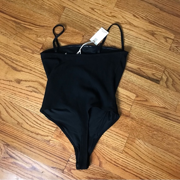 Good American Ribbed Bodysuit Black NWT - Picture 5 of 5